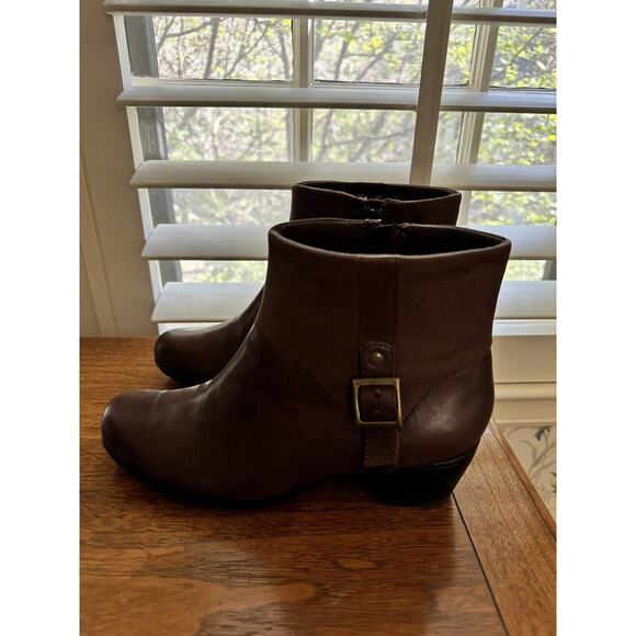 Clarks Bendables Ankle Boots Leather Suede Brown Women's Size 9.5 - Picture 4 of 8